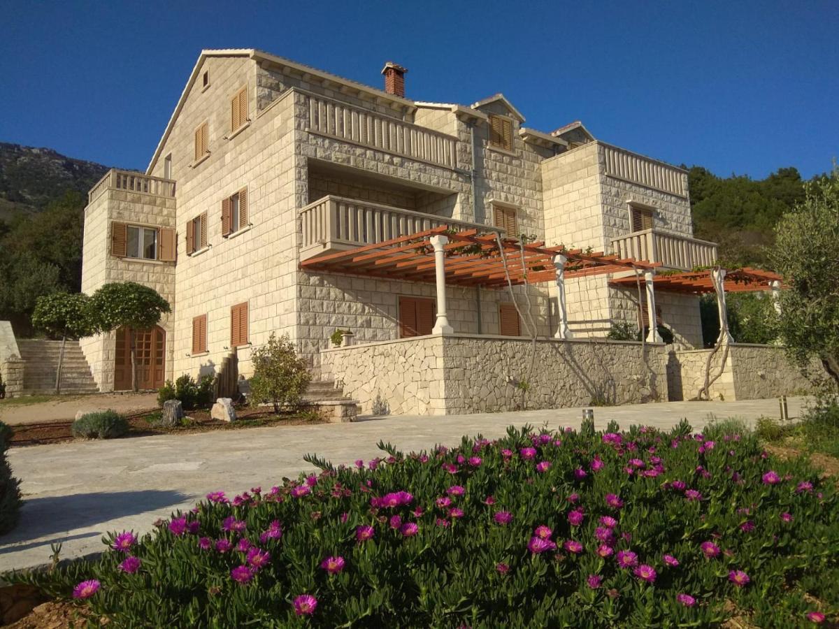 Apartments Podbarje Bol Exterior photo